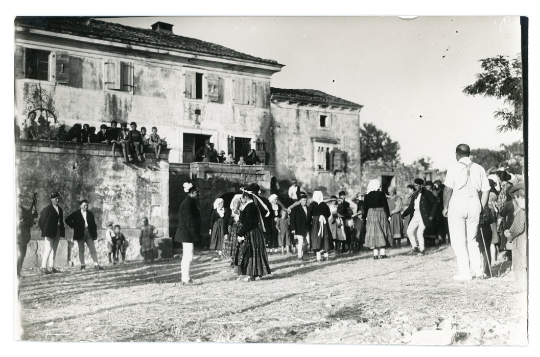 Image description